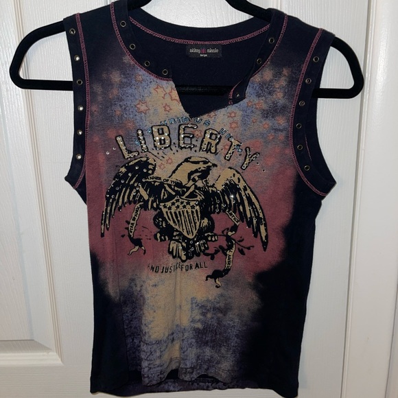 Skinny Minnie Liberty Muscle Tee - Picture 5 of 5